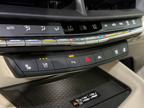 Certified 2022 Cadillac CT4 Premium Luxury w/ Technology Package image 27