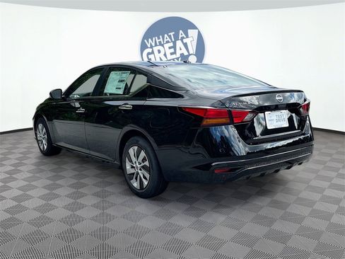 Used 2025 Nissan Altima 2.5 S image 6