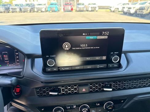 Used 2025 Honda Accord SE image 21