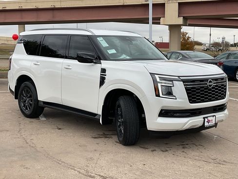 New 2026 Nissan Armada SV image 4