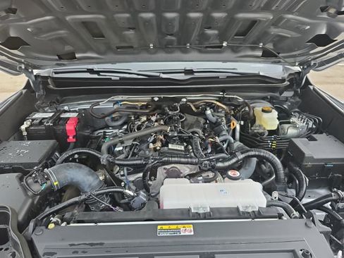 Used 2025 Toyota Tacoma SR5 image 29