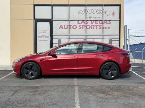 Used 2022 Tesla Model 3 Long Range AWD/4WD image 5