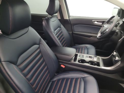 Used 2023 Ford Edge SEL w/ Sport Appearance Package image 21
