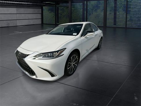 New 2025 Lexus ES 350 w/ Premium Package image 4