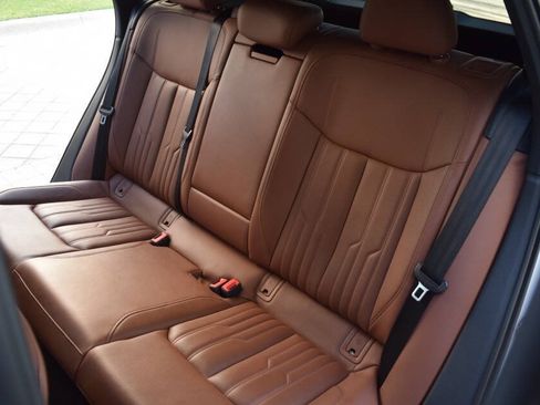 Used 2019 Audi e-tron Prestige w/ Prestige Package AWD/4WD image 43