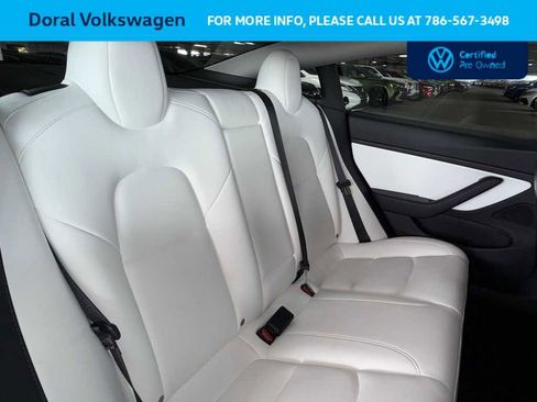 Used 2021 Tesla Model 3 Standard Range Plus image 26