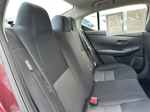 Used 2024 Nissan Sentra SV FWD image 13