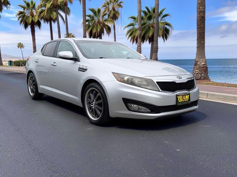 Used 2012 Kia Optima EX FWD image 4