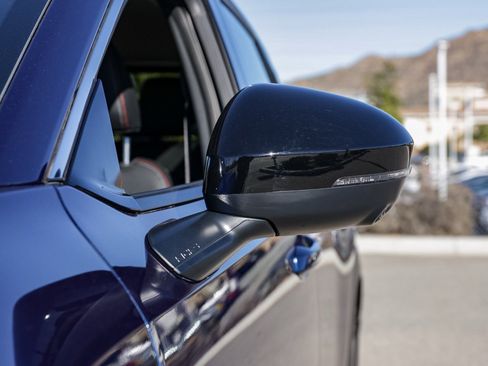 New 2026 Nissan Kicks SR image 12