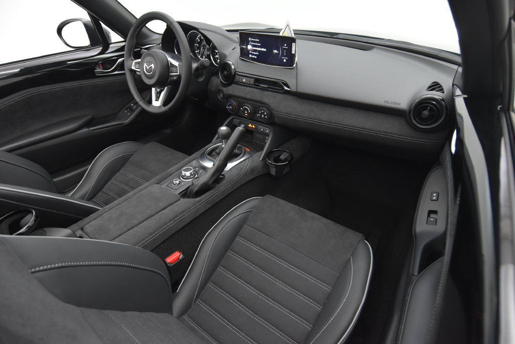 New 2026 MAZDA MX-5 Miata Club w/ Brembo/BBS/Recaro Package RWD image 30