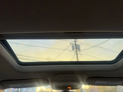 Used 2018 Buick Regal Essence image 29