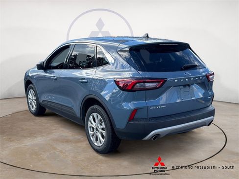 Used 2024 Ford Escape Active image 5