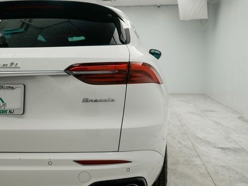 Used 2024 Maserati Grecale GT image 8