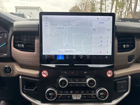 Used 2024 Ford Expedition Max Limited image 21