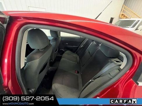 Used 2011 Chevrolet Cruze LT FWD image 7