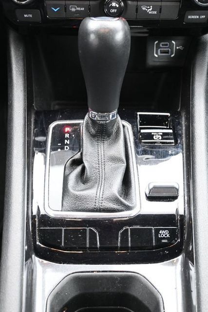 Used 2024 Jeep Compass Latitude AWD/4WD image 11