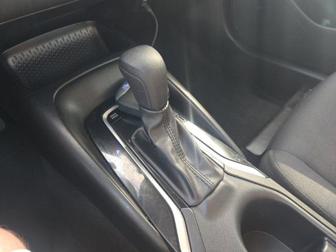 Certified 2025 Toyota Corolla LE FWD image 18