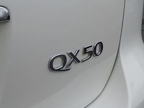 Used 2017 INFINITI QX50 Journey w/ Premium Package image 24