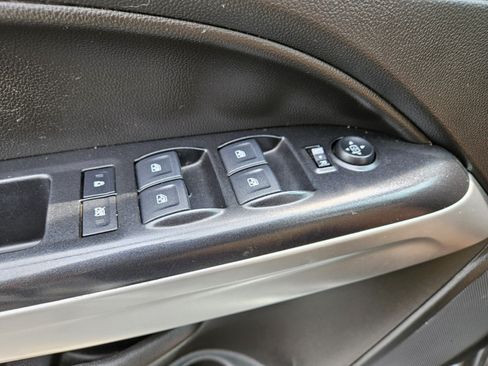 Used 2020 Chevrolet Colorado ZR2 AWD/4WD image 31