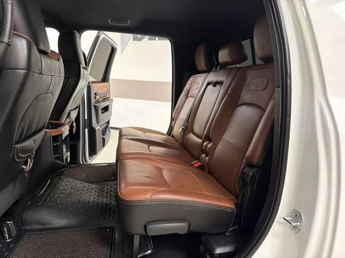 Used 2022 RAM 3500 Limited AWD/4WD image 35
