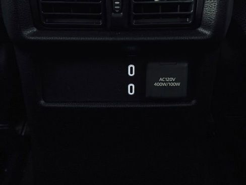 Used 2025 Toyota 4Runner TRD Off-Road image 21