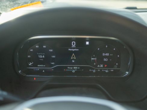 Used 2023 GMC Yukon XL SLE image 27