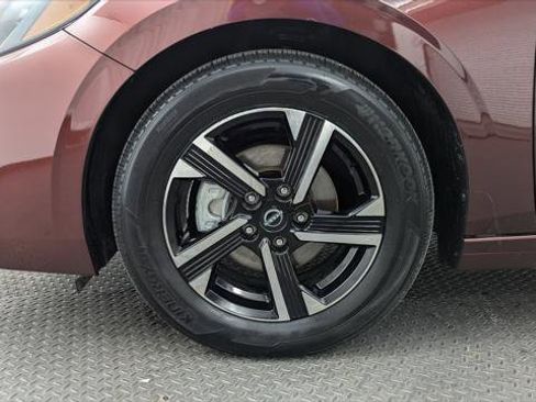 Used 2025 Nissan Sentra SV image 31