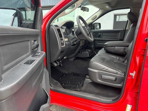 Used 2012 RAM 1500 Express RWD image 18