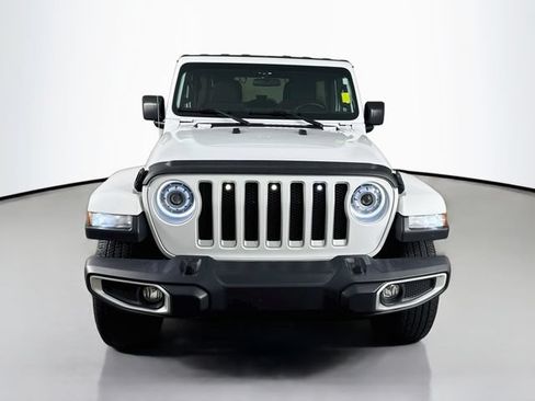 Used 2019 Jeep Wrangler Unlimited Sahara AWD/4WD image 2