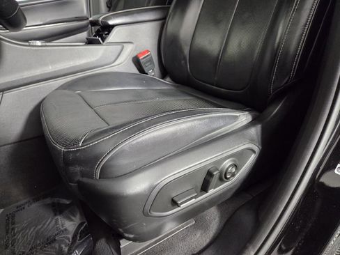 Certified 2021 Jeep Grand Cherokee L Overland image 23