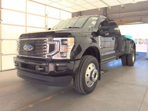Used 2022 Ford F450 King Ranch w/ King Ranch Ultimate Package image 4