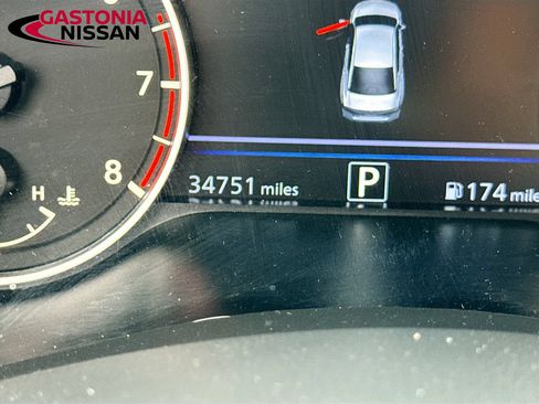 Used 2025 Nissan Altima 2.5 SV FWD image 15