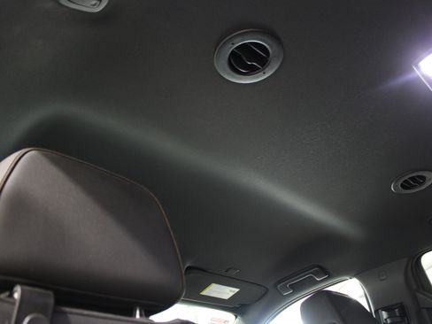 Used 2021 Chevrolet Tahoe High Country AWD/4WD image 20