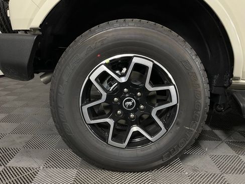 New 2026 Ford Bronco Outer Banks AWD/4WD image 10