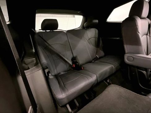 Used 2023 Buick Enclave Essence w/ Trailering Package, 5000 lbs. FWD image 30