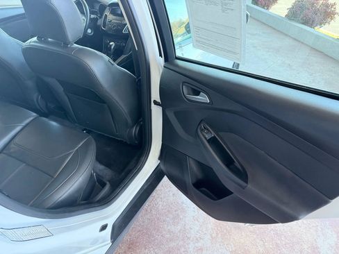 Used 2016 Ford Focus SE w/ Equipment Group 201A image 14