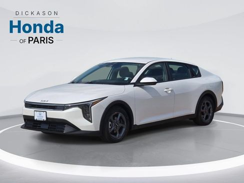 Used 2025 Kia K4 FWD image 1