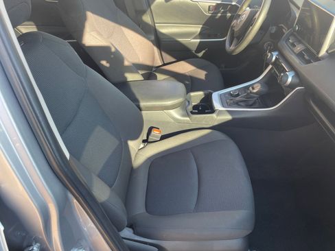 Used 2025 Toyota RAV4 LE image 36