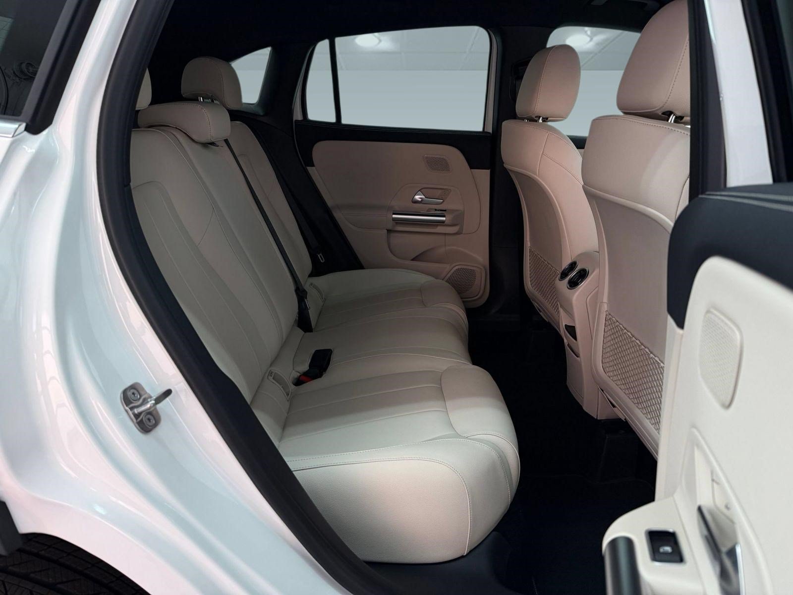 New 2026 Mercedes-Benz GLA 250 image 28