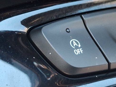 Used 2024 Chevrolet Trax RS w/ Driver Confidence Package image 25