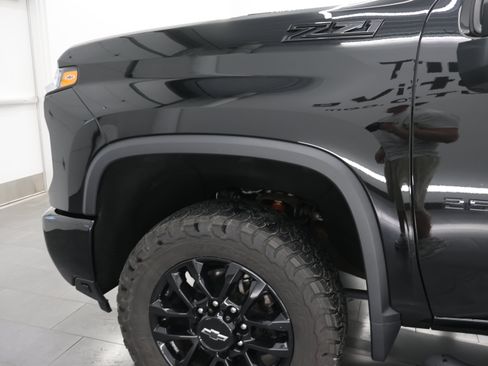 Used 2025 Chevrolet Silverado 2500 LT w/ Trail Boss Package AWD/4WD image 41
