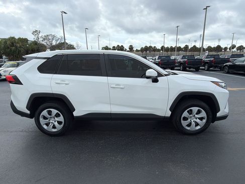 Used 2024 Toyota RAV4 LE FWD image 8