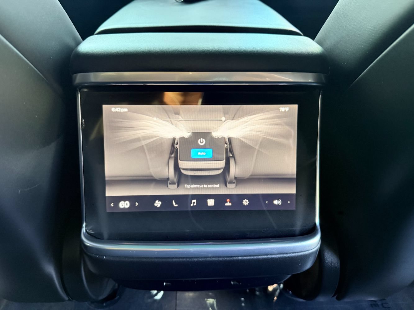 Used 2022 Tesla Model S AWD/4WD image 23