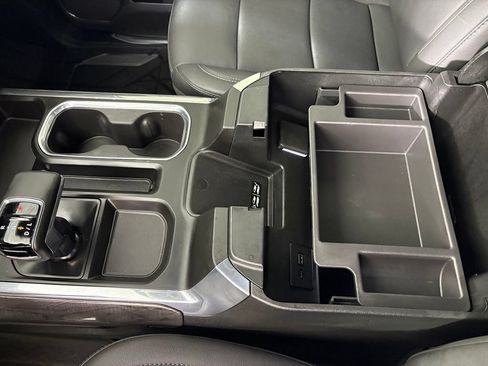 Used 2025 Chevrolet Silverado 1500 LTZ RWD image 39