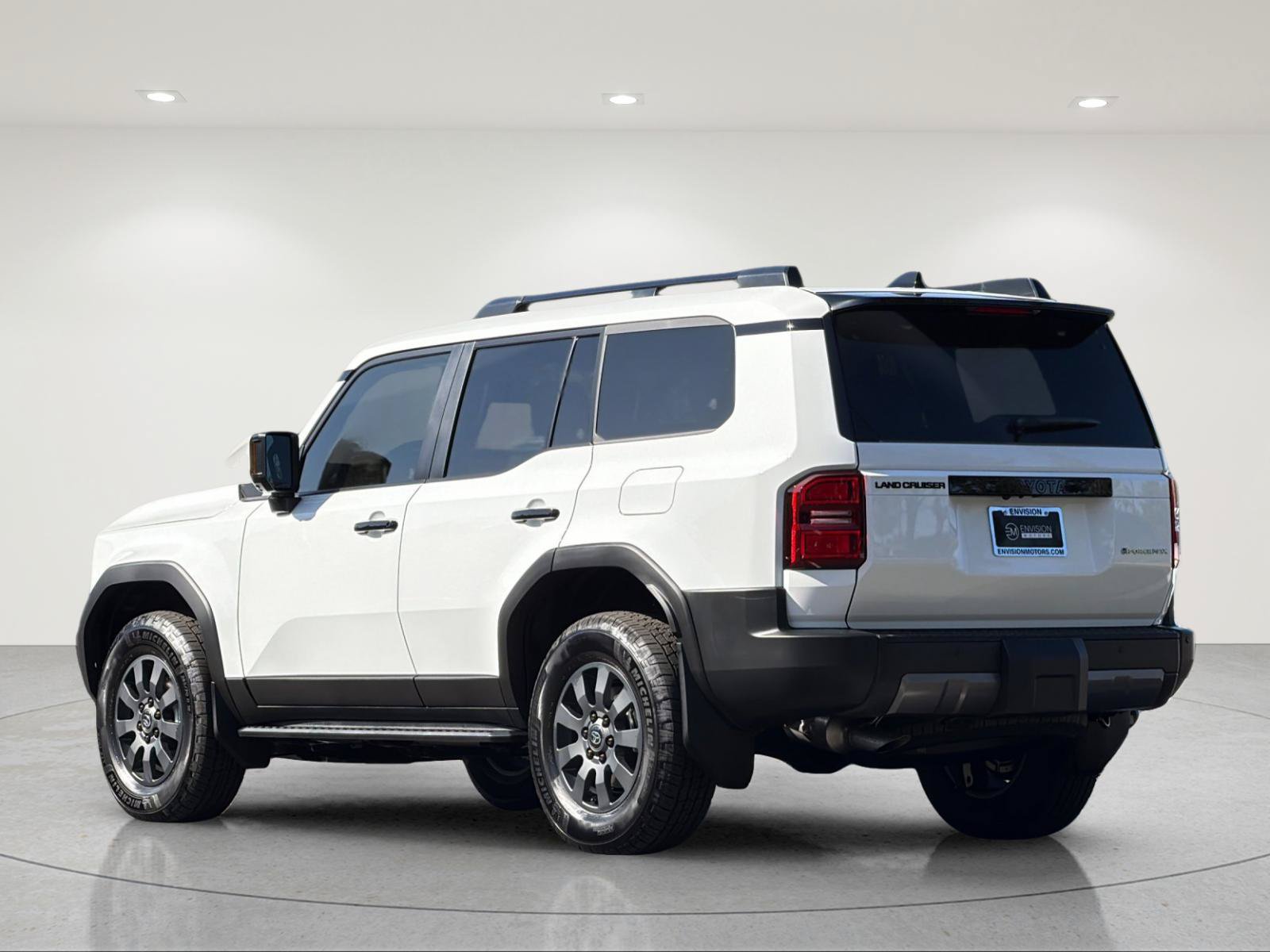 Used 2027 Toyota Land Cruiser AWD/4WD image 3