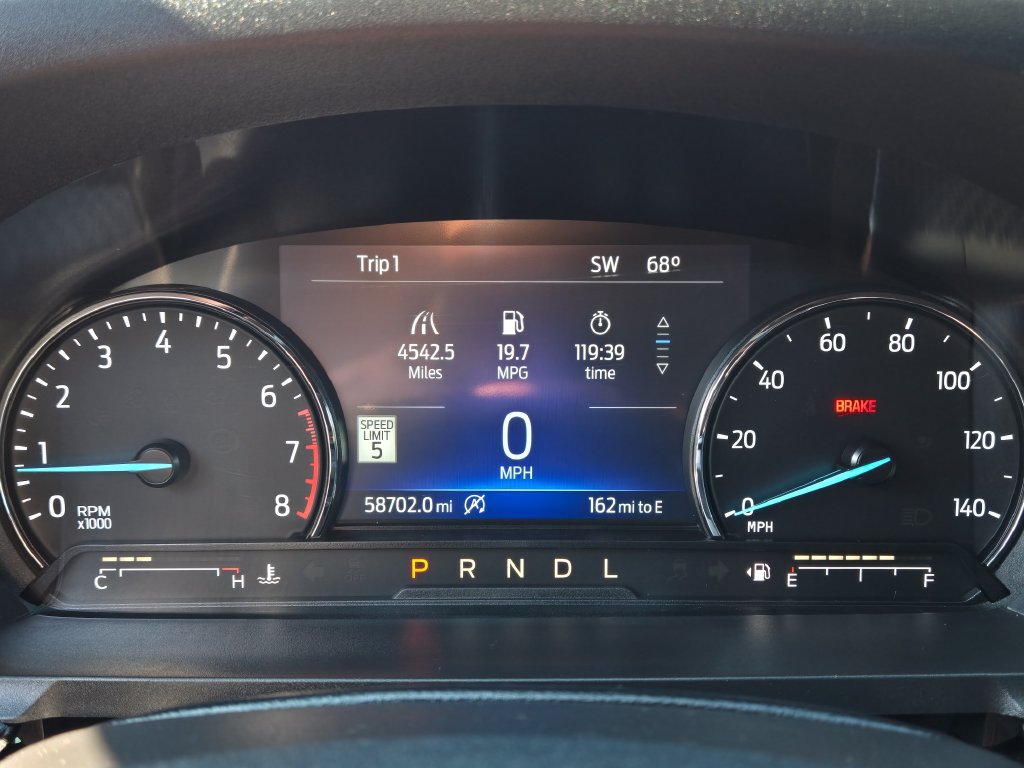 Used 2023 Ford Explorer ST-Line w/ Class IV Trailer Tow Package AWD/4WD image 21