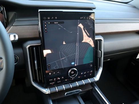 New 2026 GMC Acadia Denali w/ Super Cruise Package image 12