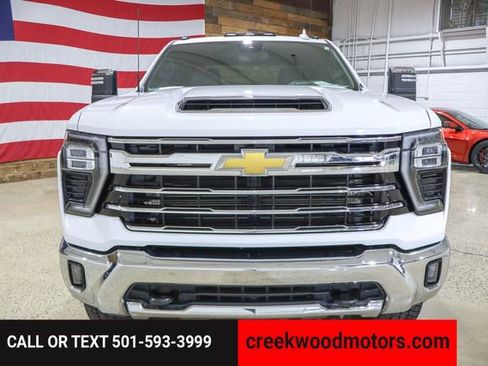 Used 2024 Chevrolet Silverado 2500 LTZ w/ LTZ Convenience Package image 20