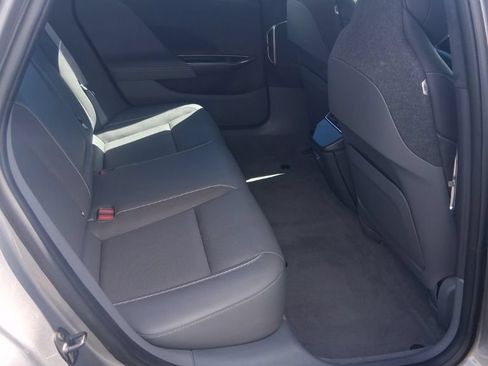 Used 2024 Lucid Air Touring AWD/4WD image 10