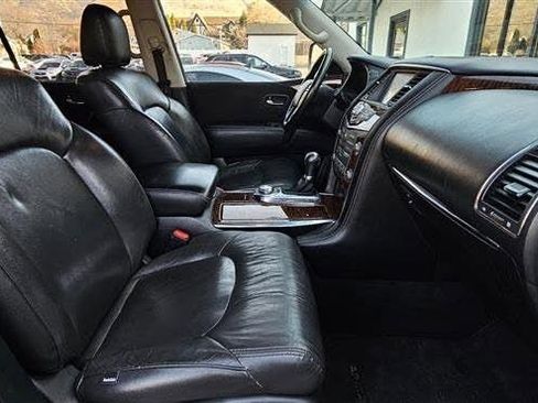 Used 2017 Nissan Armada SV image 16